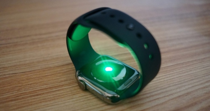 Tính năng đo nồng độ oxy trong máu trên Apple Watch thế hệ mới
