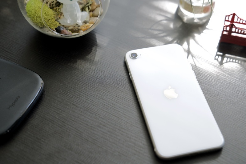 iphone se chỉ có 1 camera