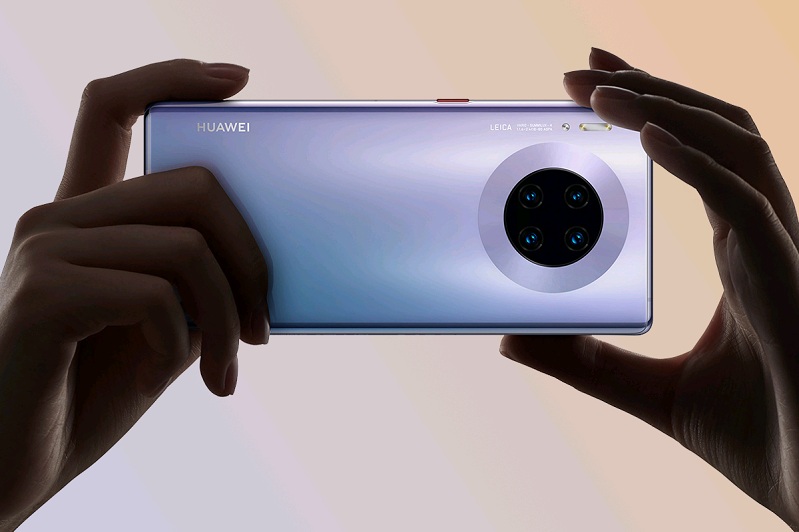 Huawei Mate 40 series vẫn có giá ngang ngửa các dòng flagship của đối thủ dù thiếu sự hỗ trợ dịch vụ từ Google