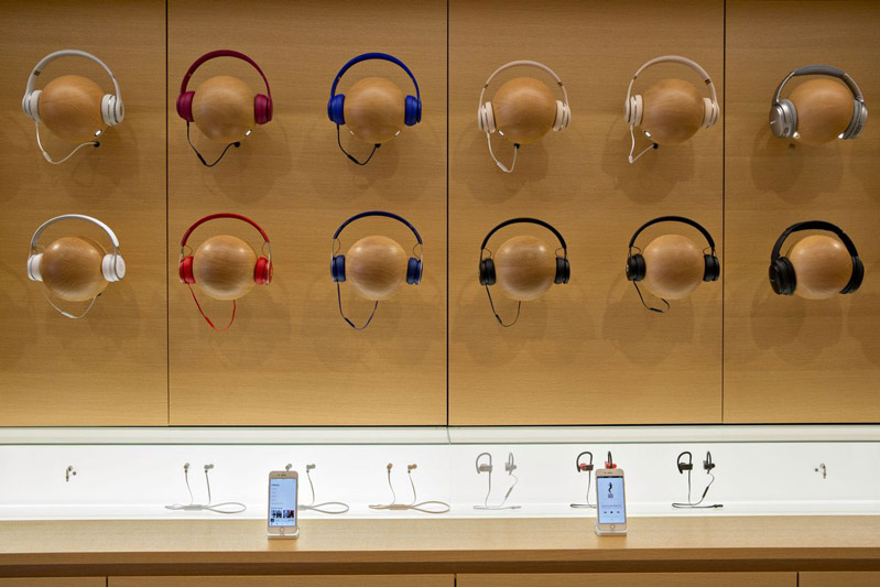 Apple dừng bán các sản phẩm bên thứ ba là một việc đã từng xảy ra 