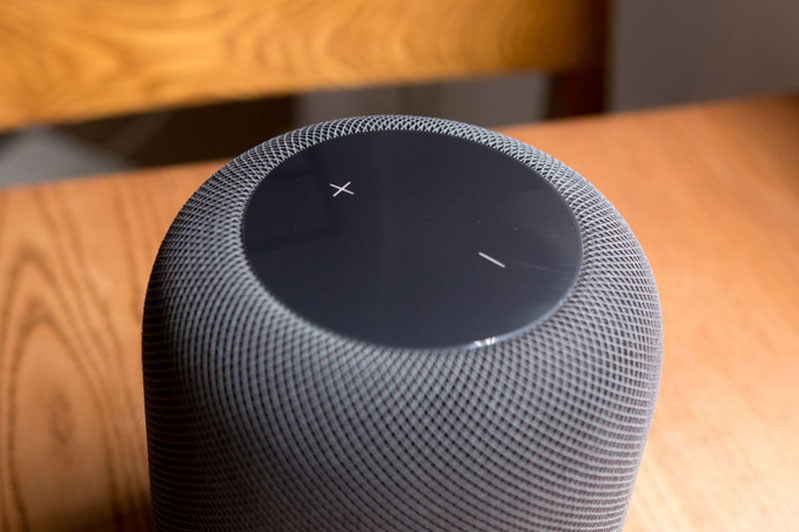Homepod có nút âm lượng nằm trên đỉnh 