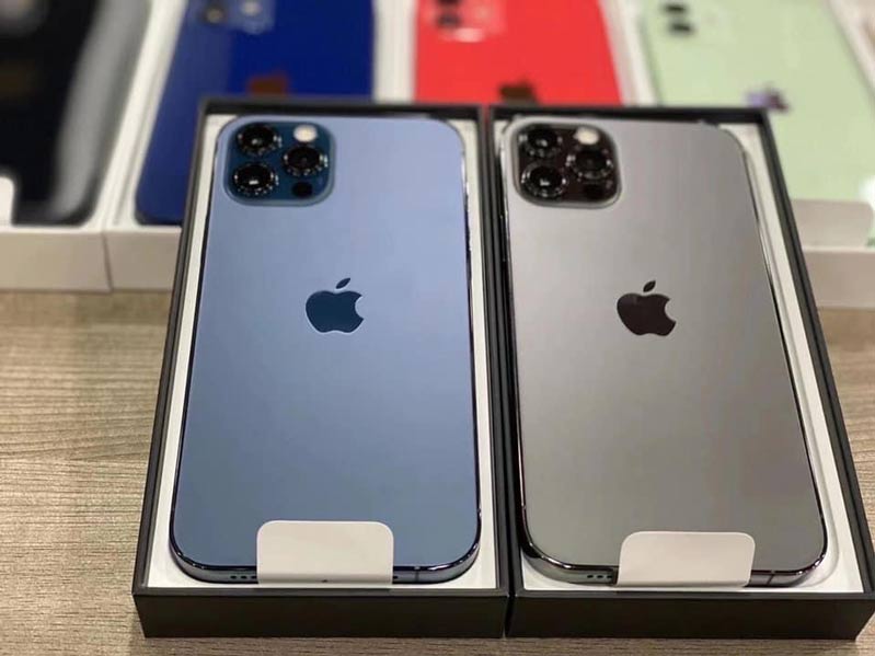 iPhone 12 Pro lộ hình ảnh đập hộp 
