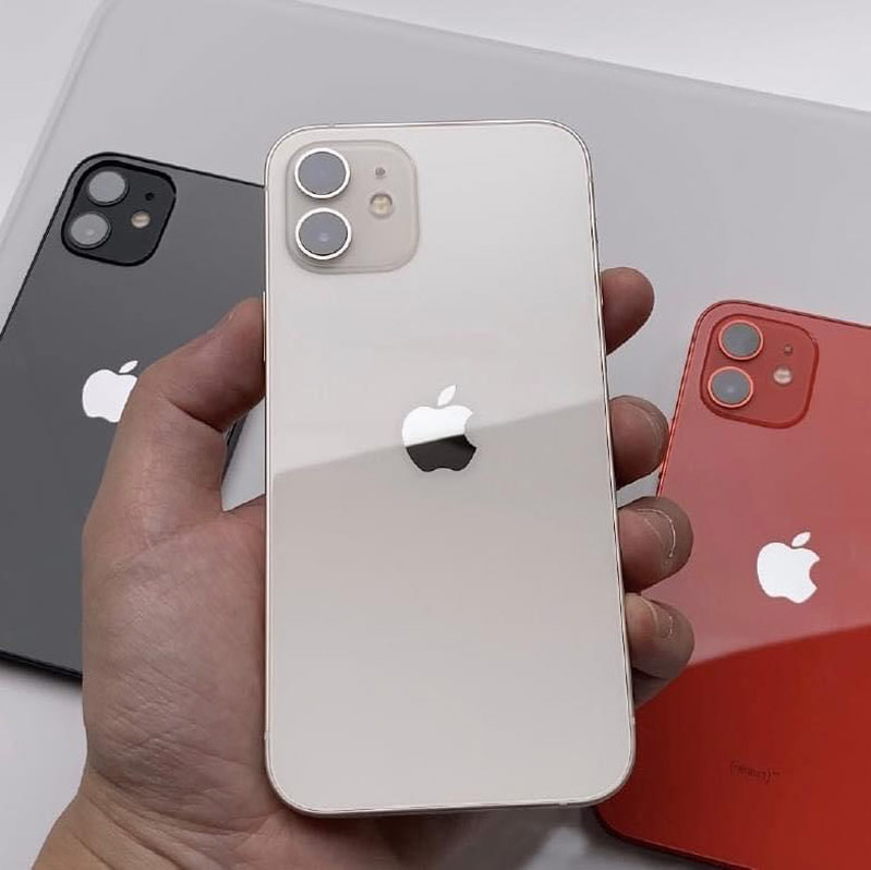 iPhone 12 màu trắng 