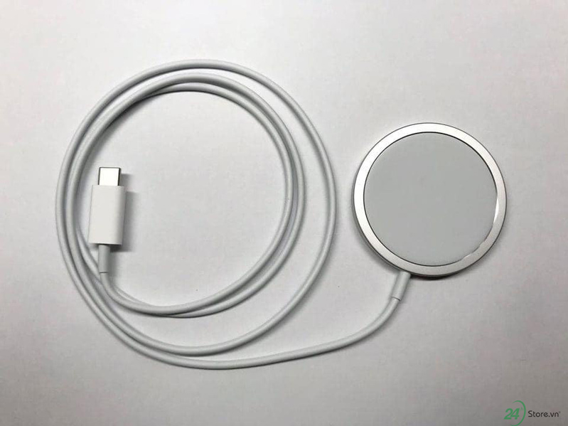 MagSafe iphone 12 có thể gây hư hại với thẻ tín dụng 