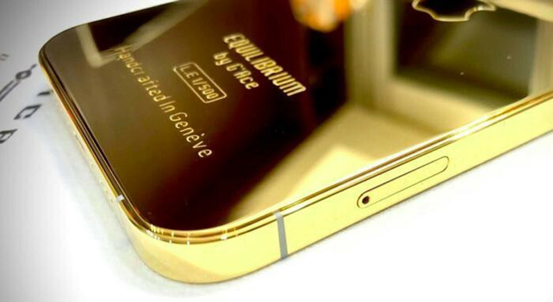 iPhone 12 Pro khung mạ vàng iPhone 12 Pro khung mạ vàng