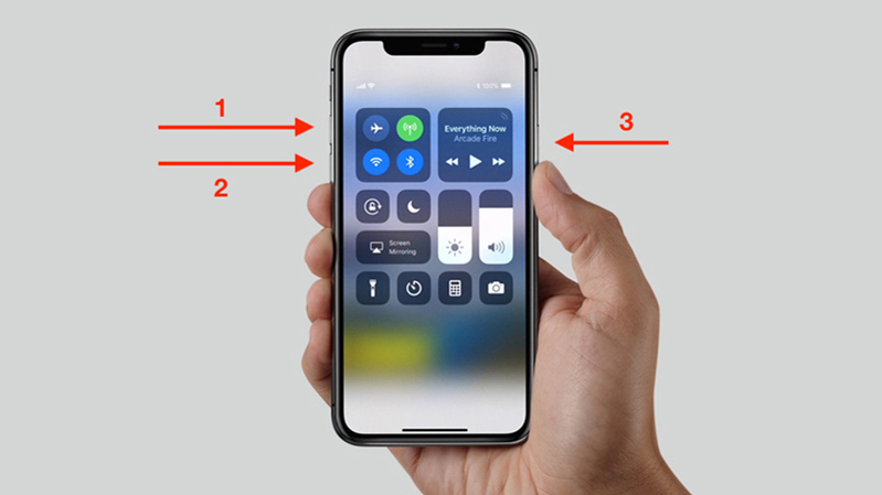 Tắt nguồn iphone 12 bằng phím cứng 