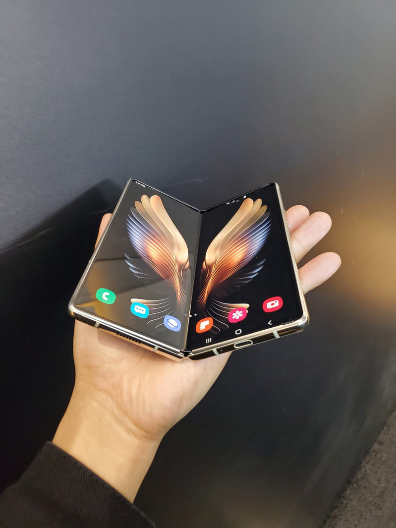 galaxy w21 sẽ không khác gì z fold 2 