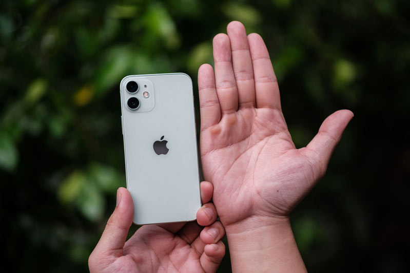 iphone 12 mini 