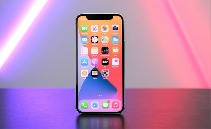 iphone 12 thể hiện sự khác biệt triết lý của tim cook và steve jobs