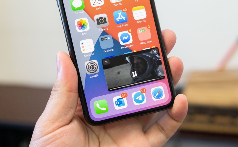 Cách biến mặt sau của iPhone thành nút bấm trong iOS 14