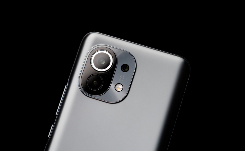Xiaomi Mi 11 mở hộp 