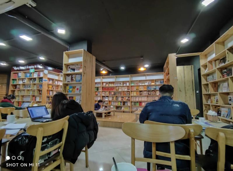 ảnh chụp trong điều kiện phòng của xiaomi mi 11 