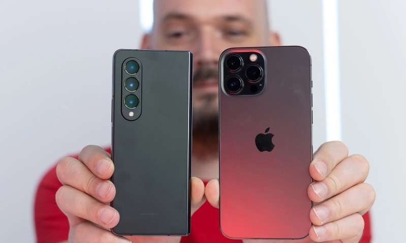 So sánh về camera của hai thiết bị