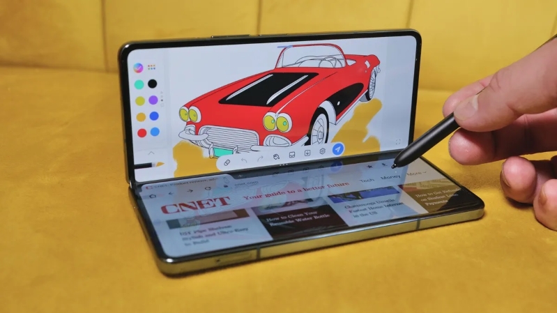 Galaxy Z Fold4 đáp ứng tốt hơn trong việc tăng năng suất của người dùng