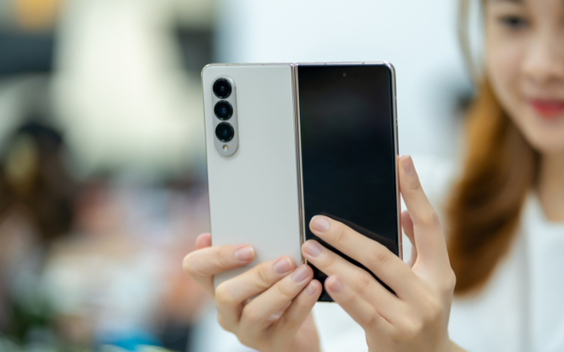 So sánh Samsung Galaxy Z Fold4 và Huawei Mate XS 2 về camera 