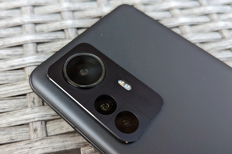 Samsung Galaxy S22 Ultra vs Xiaomi 12 Pro Camera của Xiaomi 12 Pro