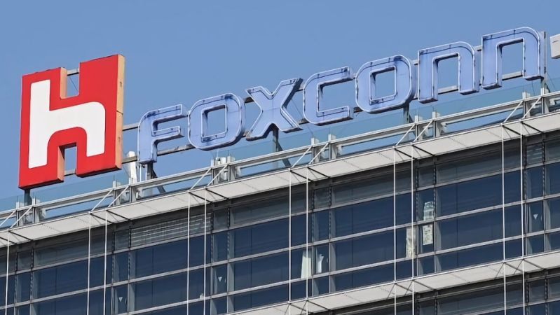 Foxconn dỡ bỏ các hạn chế do Covid tại nhà máy sản xuất iPhone chính