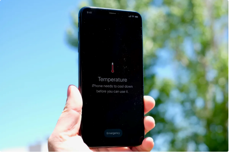 iPhone tự động làm mờ màn hình Cảnh báo iPhone quá nóng