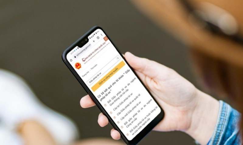 Chính phủ giao triển khai thí điểm sử dụng bằng lái xe tích hợp trên tài khoản định danh điện tử tại tỉnh Bình Dương. Ảnh minh họa.