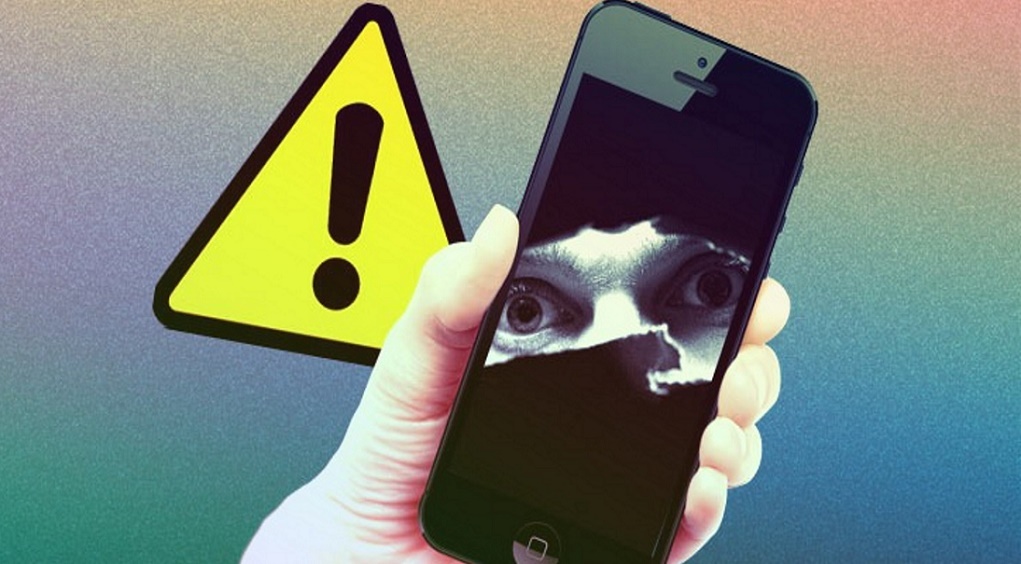 Mã độc theo dõi người dùng iPhone