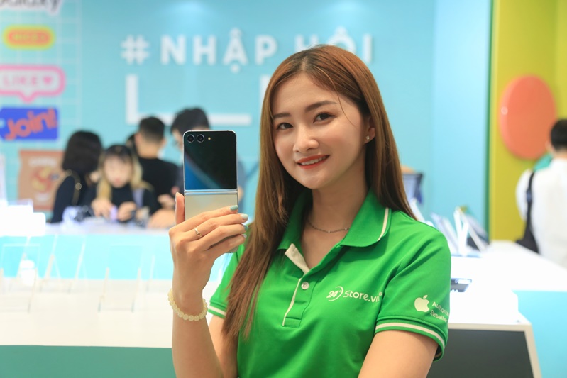 Samsung Galaxy Z Flip5 5G Đặt hàng Samsung Galaxy Z Flip5 5G tại 24hStore