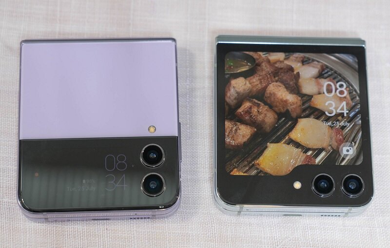 Thiết kế và phần cứng là những yếu tố quan trọng khi so sánh Samsung Galaxy Z Flip5 và Samsung Galaxy Z Flip4.