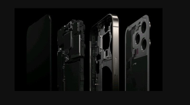 iPhone 15 Pro 512GB được tạo bởi lớp vỏ Titan, bao lấy kết cấu nhôm chắc chắn