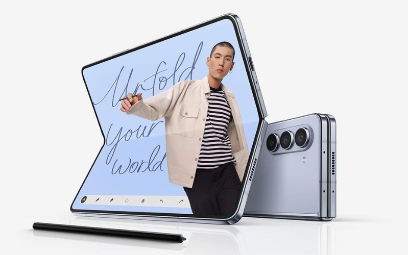 Màn hình 7.2 inch của Galaxy Z Fold5