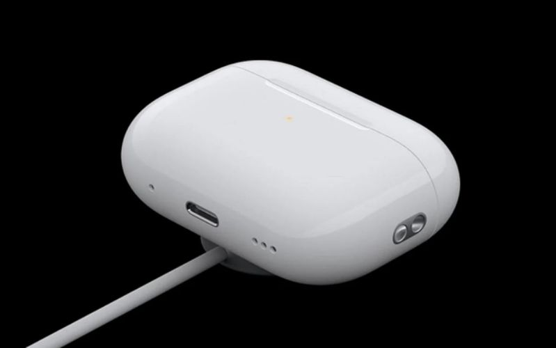 Dung lượng pin ấn tượng, sạc USB-C