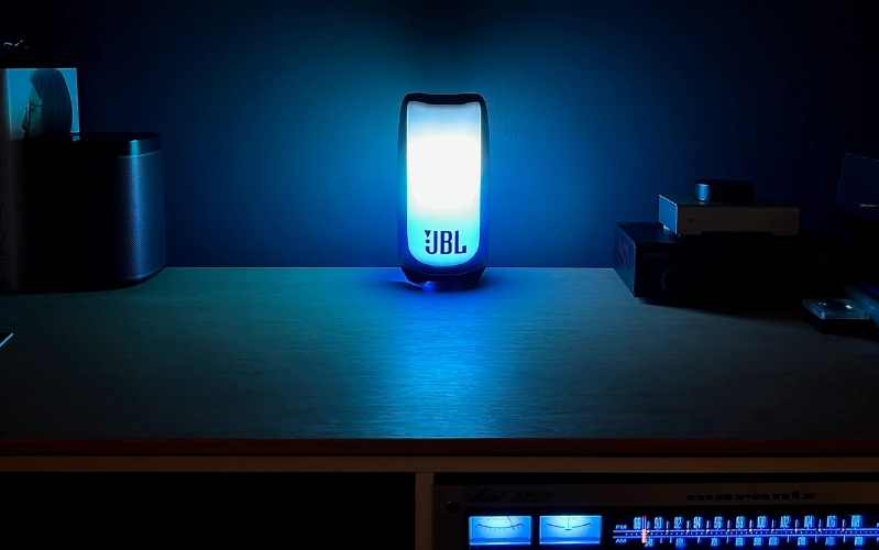 Màn trình diễn ánh sáng tuyệt hảo của JBL Pulse 5