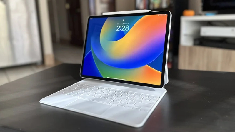 so sánh iPad Pro M2 và iPad Pro M4 iPad Pro M4 sẽ có các phụ kiện hiện đại đi kèm