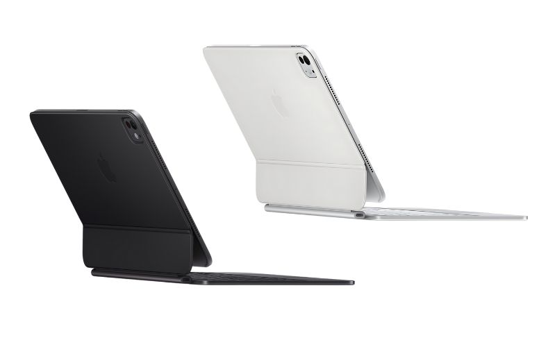 Magic Keyboard iPad Pro 11 inch M4 có 2 phiên bản màu trắng và đen