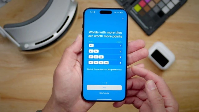 So với Wordle, trò chơi giải đố mới của Apple mang lại trải nghiệm hấp dẫn hơn