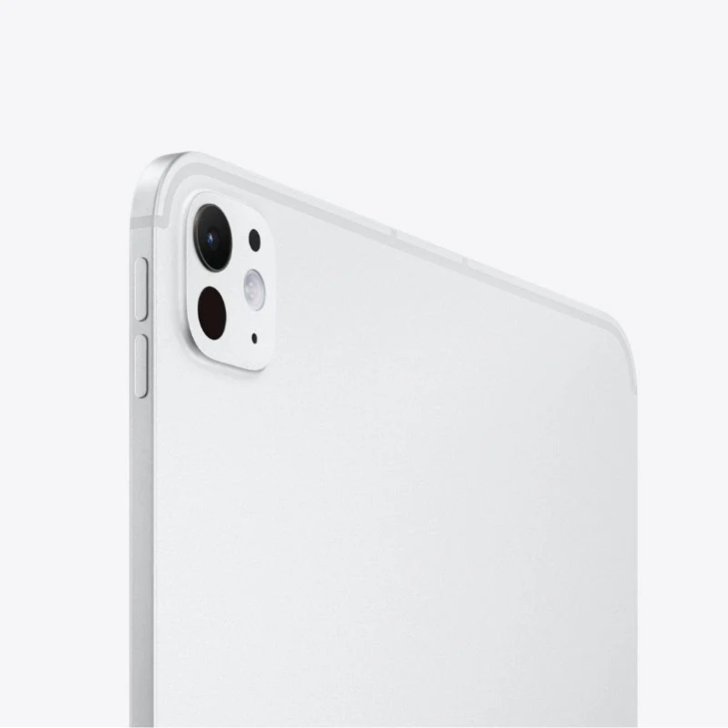 Với bộ camera góc rộng 12MP, iPad Pro M4 13 inch 2024 Wifi Cellular là công cụ lý tưởng để bạn chụp ảnh và quay video chất lượng cao.
