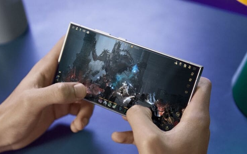 Cả hai thiết bị Galaxy Z Fold6 và S24 Ultra đều được trang bị chip Snapdragon 8 Gen 3 For Galaxy của Qualcomm