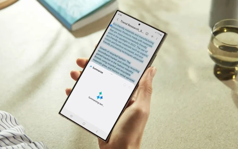 Samsung Galaxy S24 Ultra và Galaxy Z Fold6 đều sở hữu nhiều tính năng AI tiên tiến, mang lại trải nghiệm sử dụng thông minh và tiện lợi cho người dùng