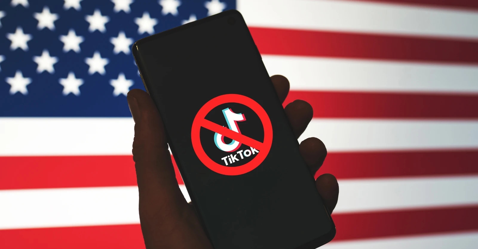 TikTok tạm ngừng hoạt động để tuân thủ yêu cầu pháp lý