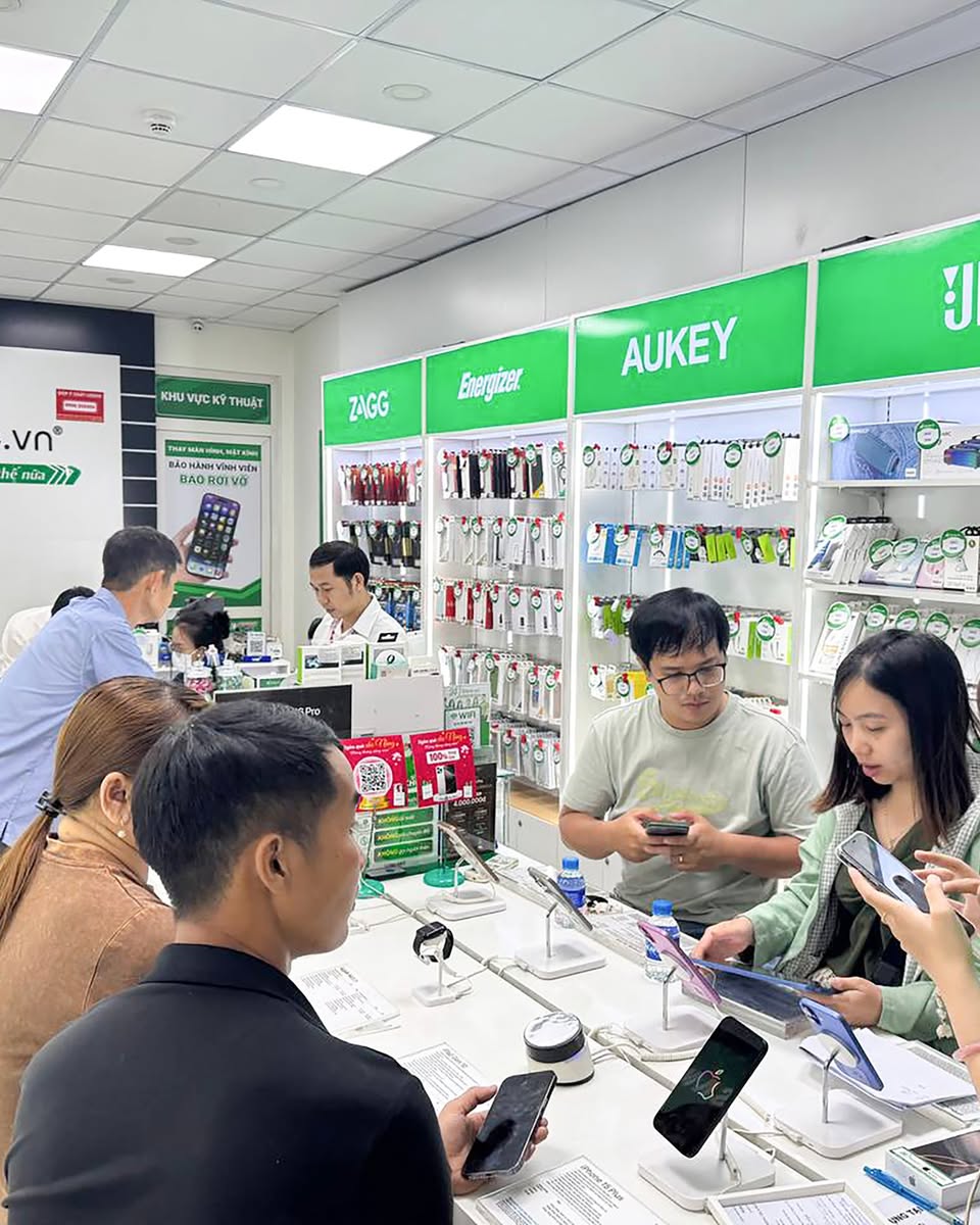 4. Vì sao nên mua iPhone 16e 128GB cũ tại 24hStore?