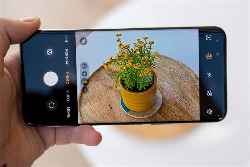 Samsung Galaxy S25 Plus vs. Honor Magic5 Pro: Đọ sức hiệu năng lẫn công nghệ AI 6 Samsung Galaxy S25 Plus vs. Honor Magic5 Pro: Đọ sức hiệu năng lẫn công nghệ AI 6