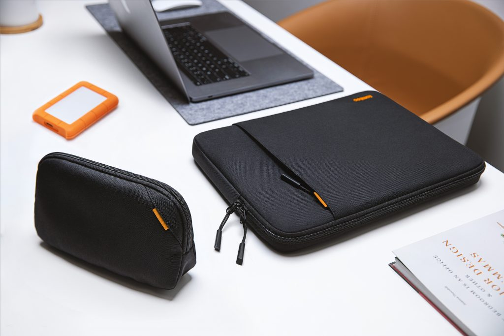 Túi chống sốc TOMTOC Protective MacBook Pro 13 inch (A13-C02D) 6
