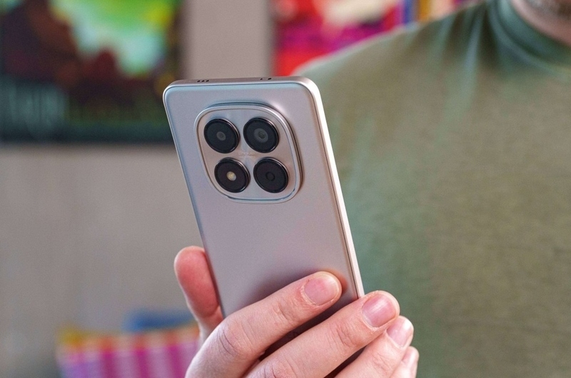 2. Giá bán Xiaomi Redmi Note 15 Pro 8GB/256GB Chính hãng tại thị trường Việt Nam