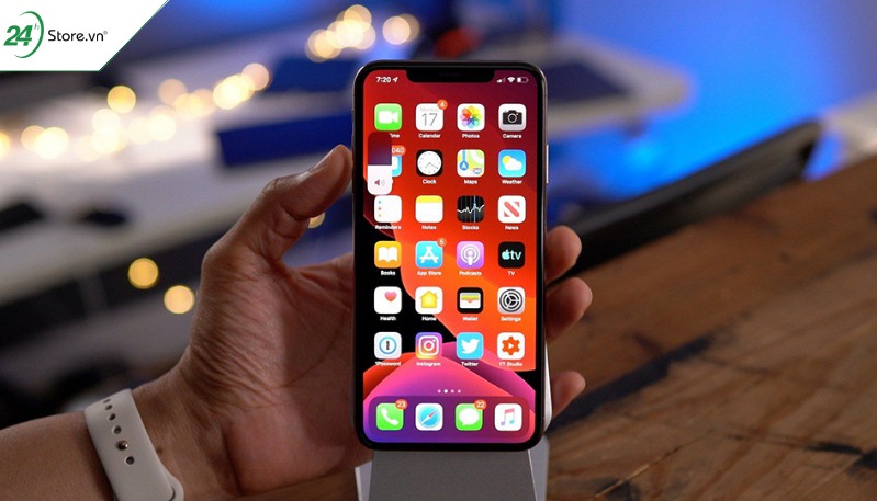 So sánh iPhone 13 và iPhone 11 về màn hình