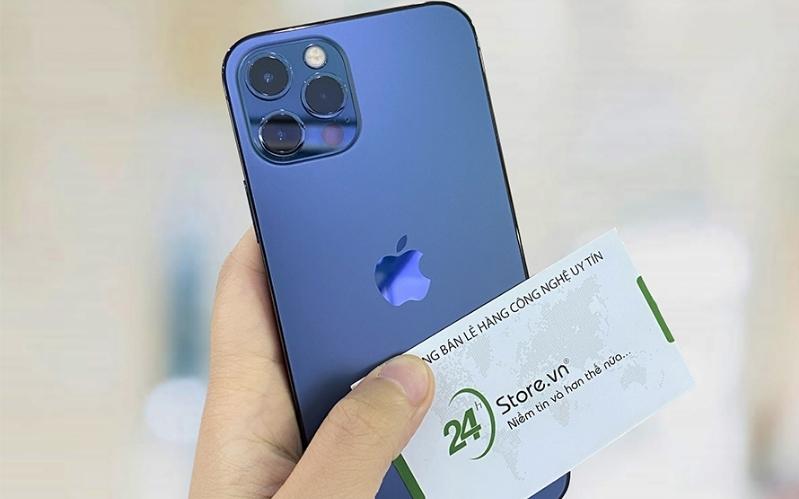 so sánh iPhone Xs Max và iPhone 12 Pro về thiết kế