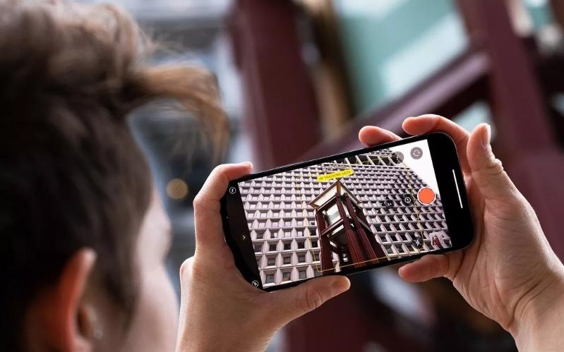 so sánh iphone XR và iPhone 13 về camera 