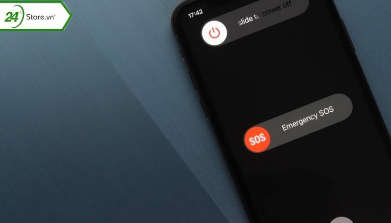 Thực hiện cuộc gọi khẩn cấp thông qua Siri