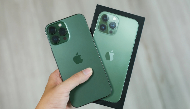 iPhone 13 Pro màn hình 6.1 inch được nâng cấp với tần số quét 120Hz