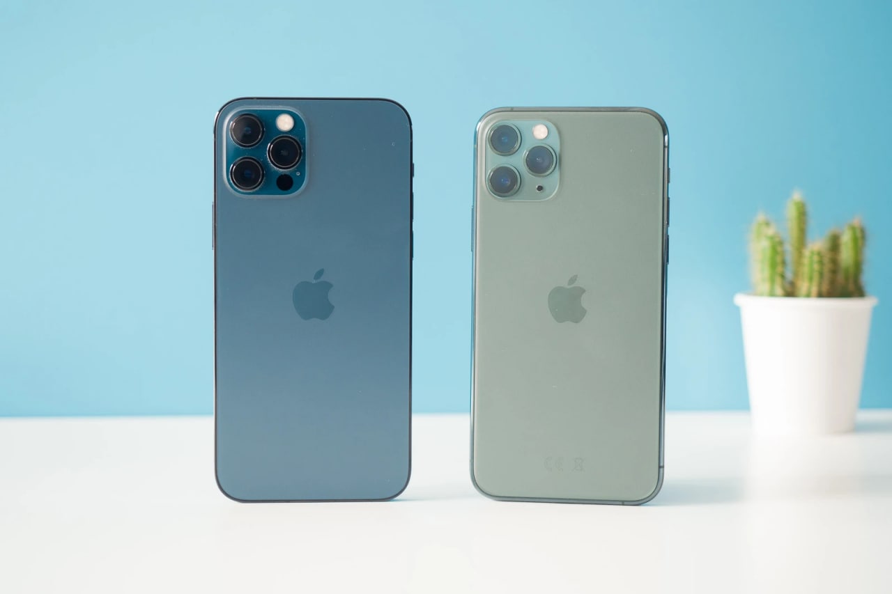 So sánh iPhone Xs Max và iPhone 13 Pro Max So sánh iPhone Xs Max và iPhone 13 Pro Max