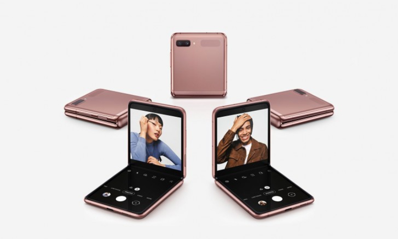 Chế độ linh hoạt trên Z Flip3 vs Z Flip4