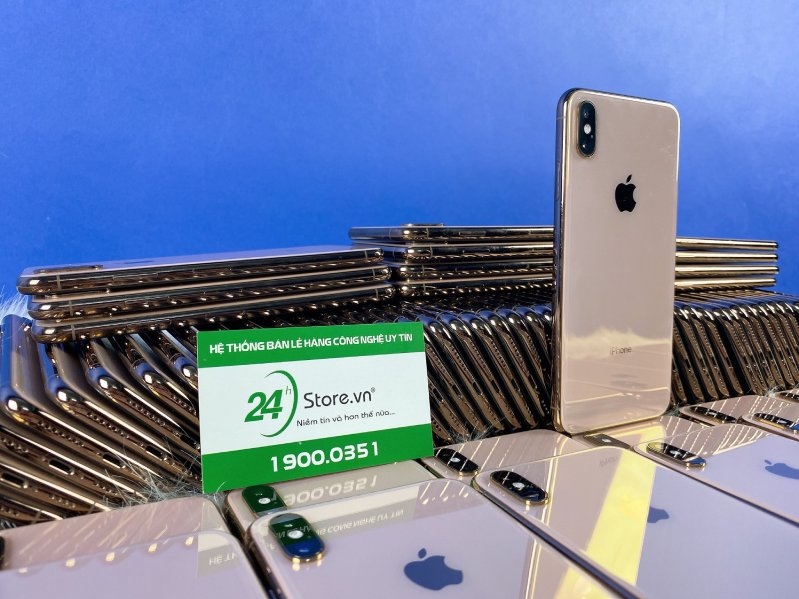 iPhone XS được thiết kế bằng khung thép không gỉ