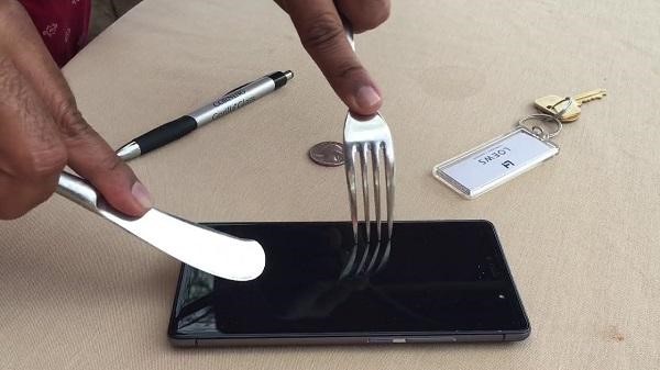 Kính cường lực Gorilla Glass